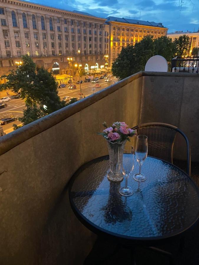 Freddies Apartment Киев Экстерьер фото