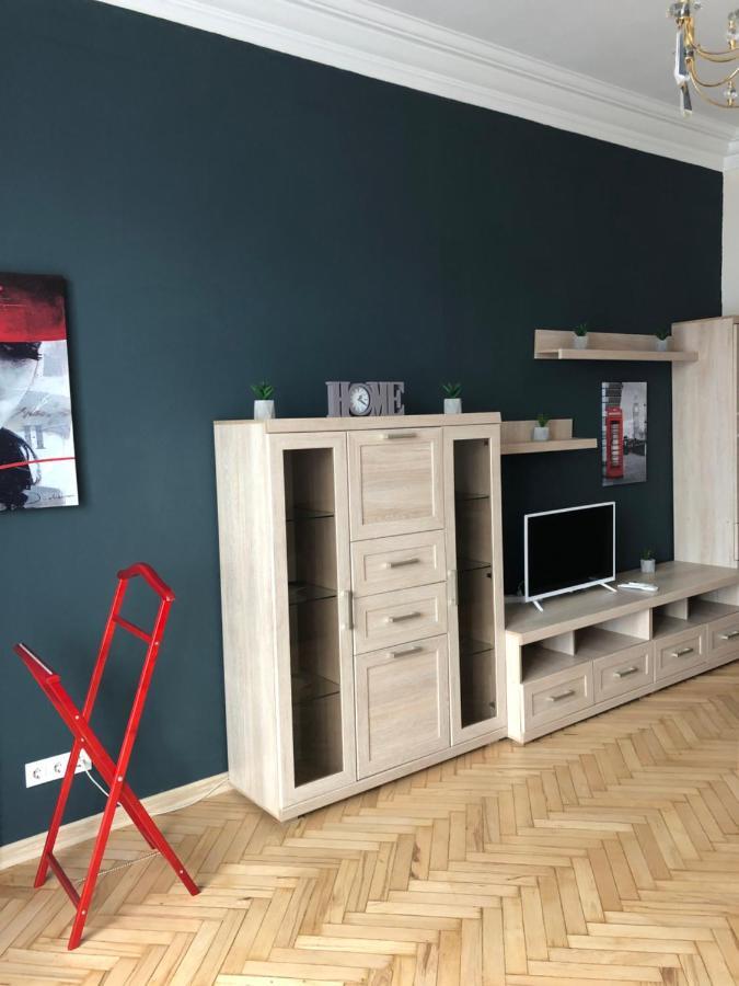 Freddies Apartment Киев Экстерьер фото