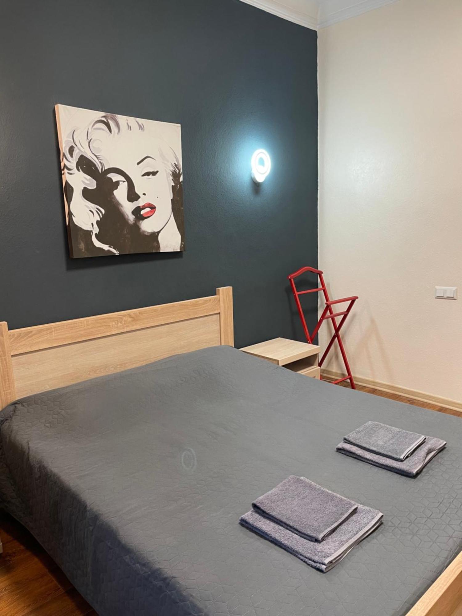 Freddies Apartment Киев Экстерьер фото