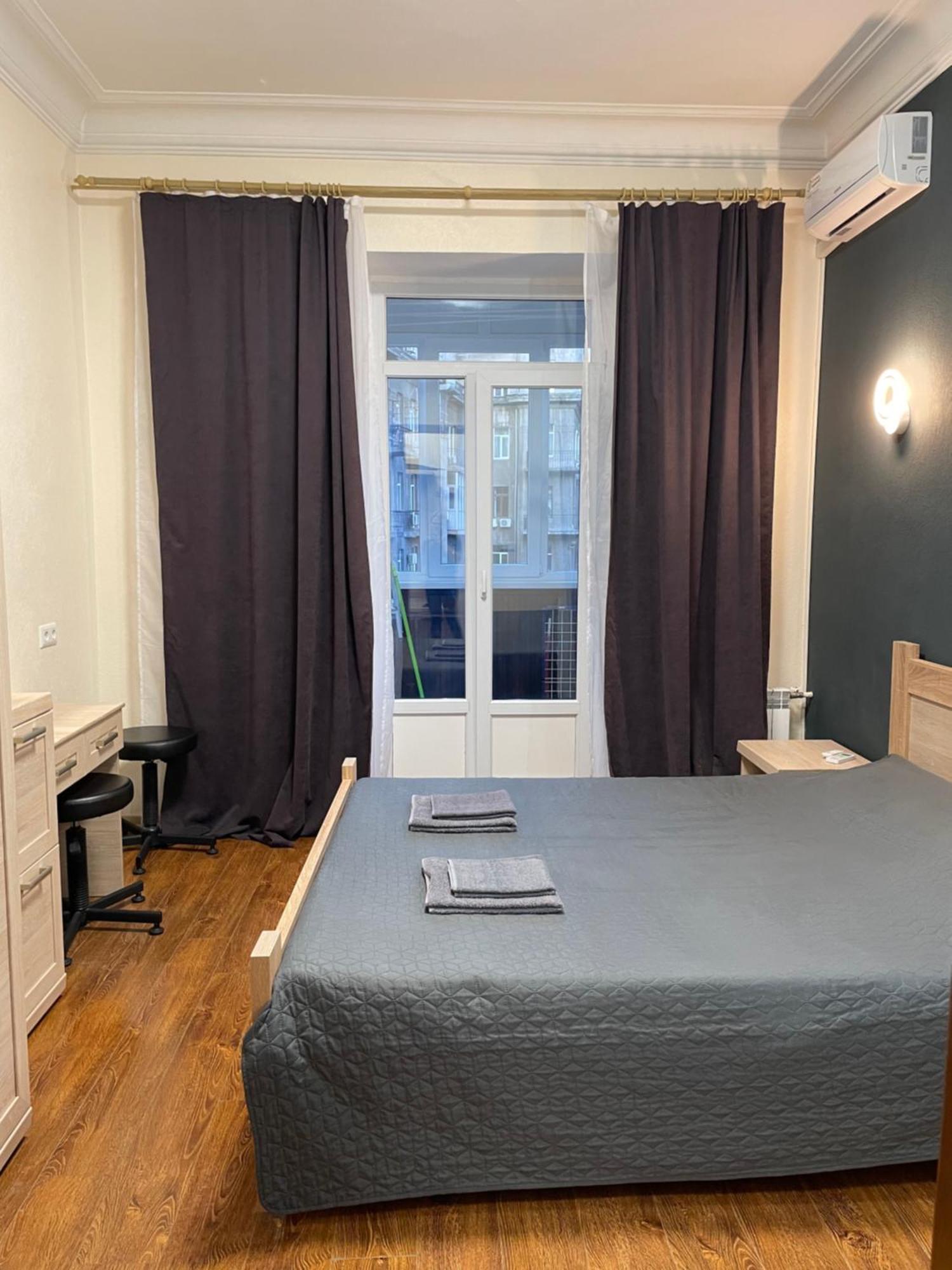 Freddies Apartment Киев Экстерьер фото